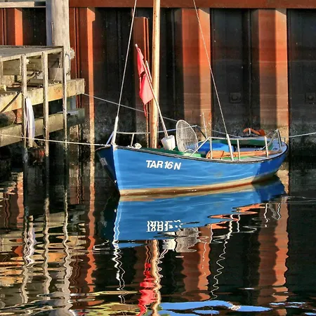Baltischer Hof 21 *